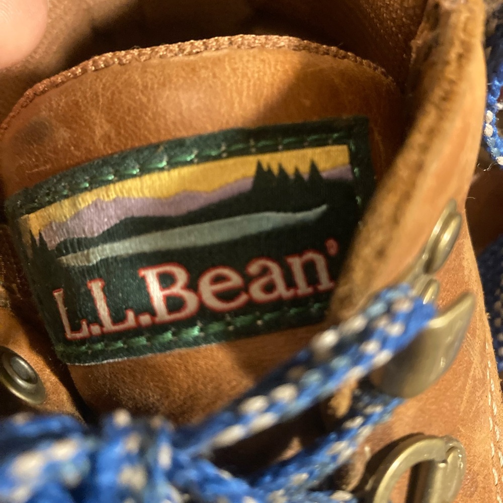 L.L. Bean Brown and Tan Hiking Boots with Blue Laces - Picture 7 of 9